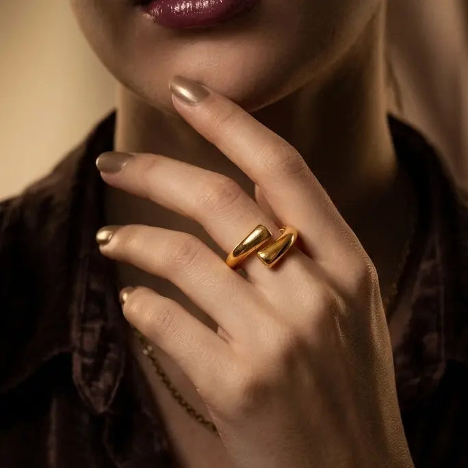 Linear Grace The Ring Theory